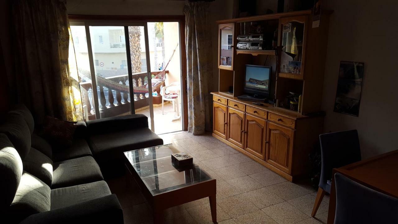 Habitaciones Javi Los Abrigos Golf Del Sur Exteriör bild